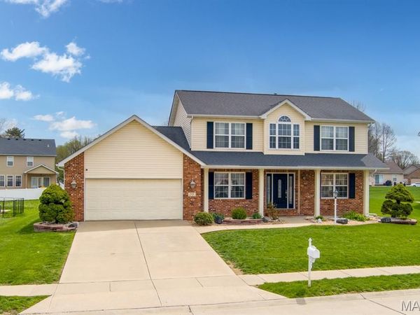 104 Angel Oak Court , Edwardsville, IL 62025