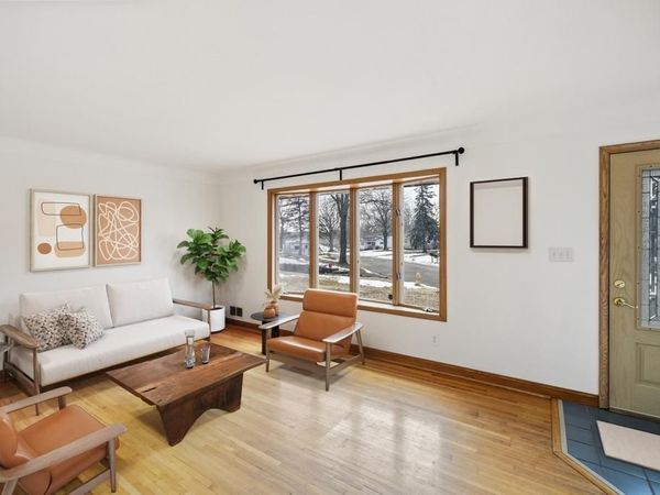 303 Roma Avenue, Roseville, MN 55113