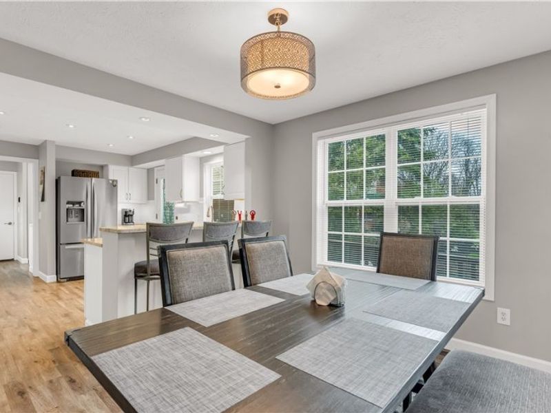 16460 Georgetown Court , Strongsville, OH 44136 Photo 13