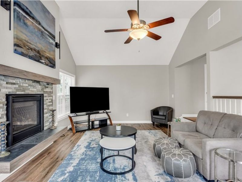 16460 Georgetown Court , Strongsville, OH 44136 Photo 17