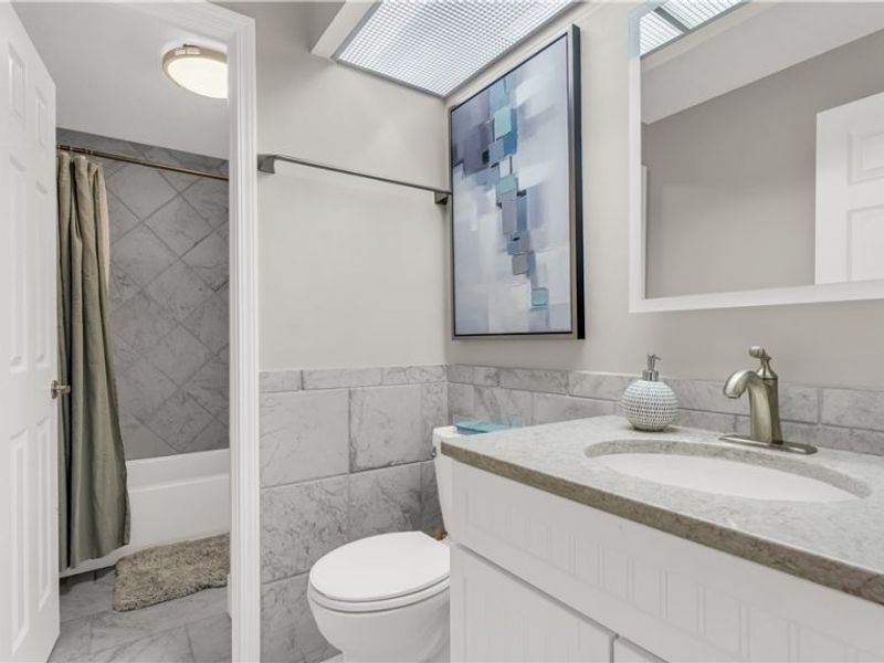 16460 Georgetown Court , Strongsville, OH 44136 Photo 21