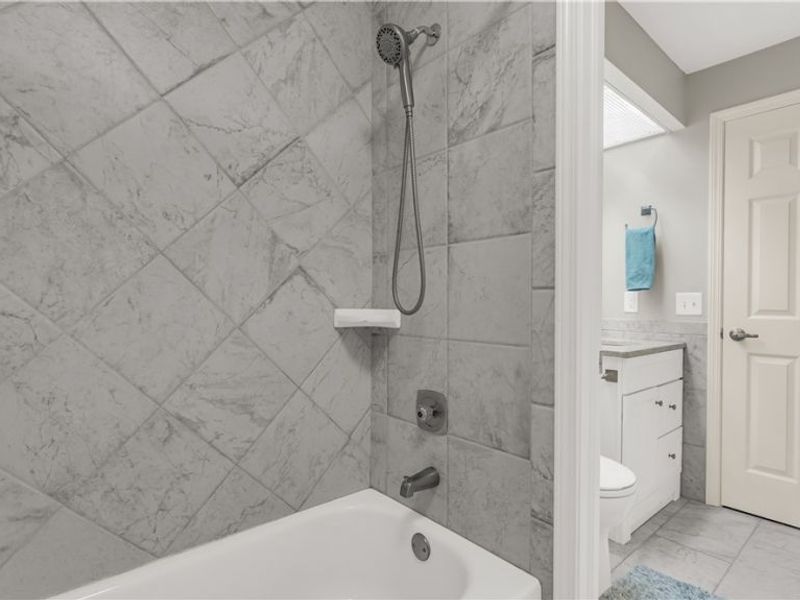 16460 Georgetown Court , Strongsville, OH 44136 Photo 24