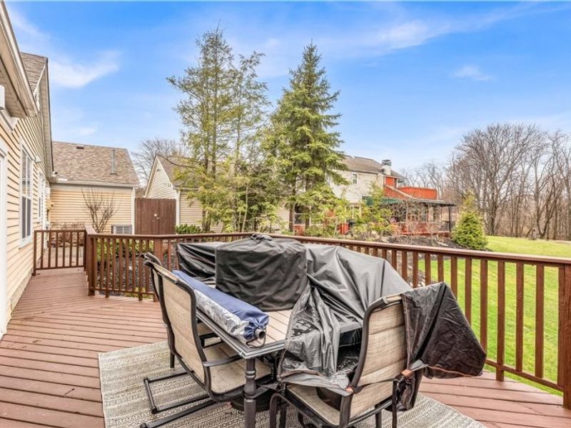 16460 Georgetown Court , Strongsville, OH 44136 Photo 36