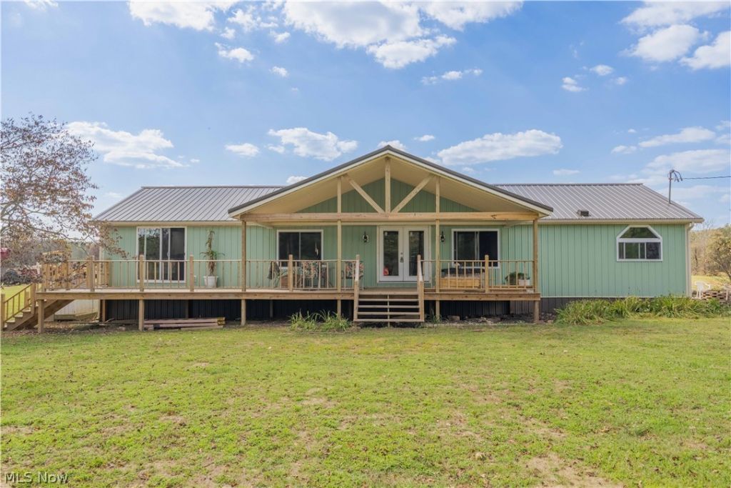 5267 Apollo Road NE, Salineville, OH 43945