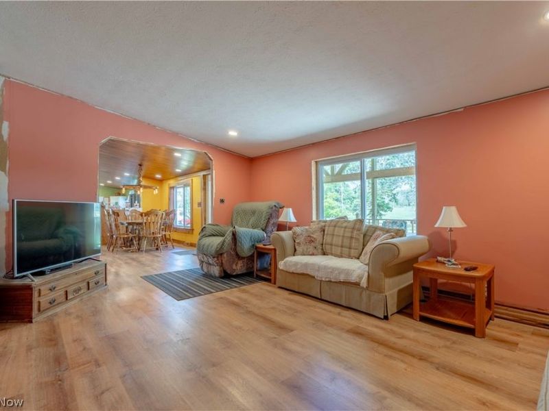 5267 Apollo Road NE, Salineville, OH 43945 Photo 4