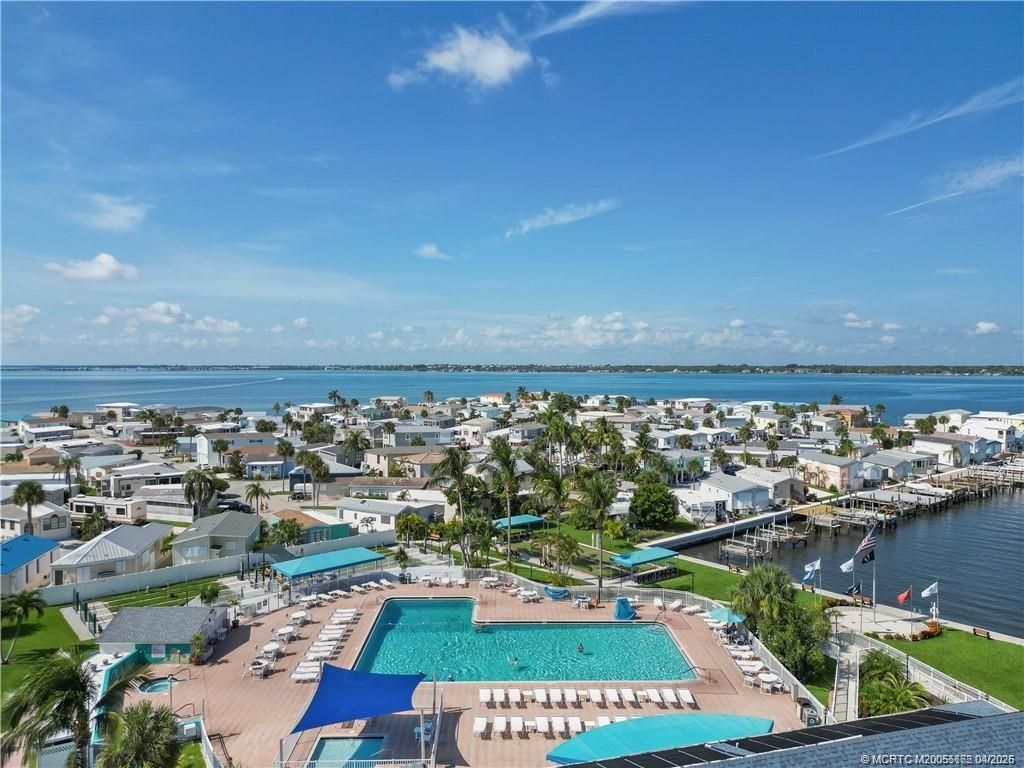 1077 Nettles Boulevard, Jensen Beach, FL 34957 Photo