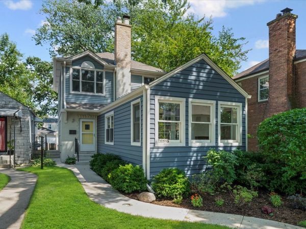 8449 Kedvale Avenue , Skokie, IL 60076