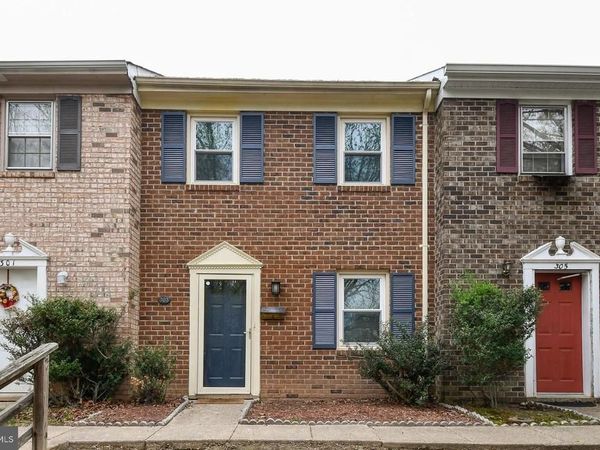 303 OLDE GREENWICH DRIVE , FREDERICKSBURG, VA 22408