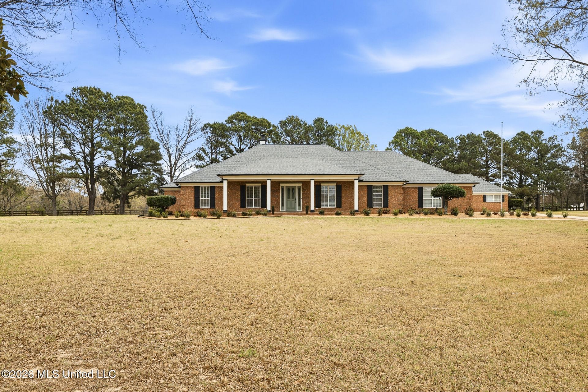 8798 Hunters Horn Cove, Olive Branch, MS 38654 Main Photo
