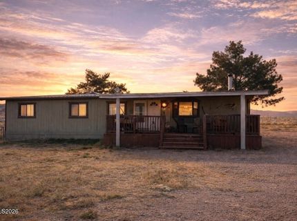 5 Rhoda Lane, Yerington, NV 89447 Photo