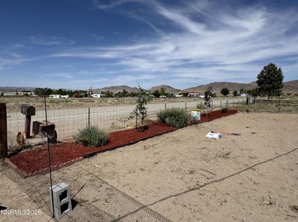 5 Rhoda Lane, Yerington, NV 89447 Photo