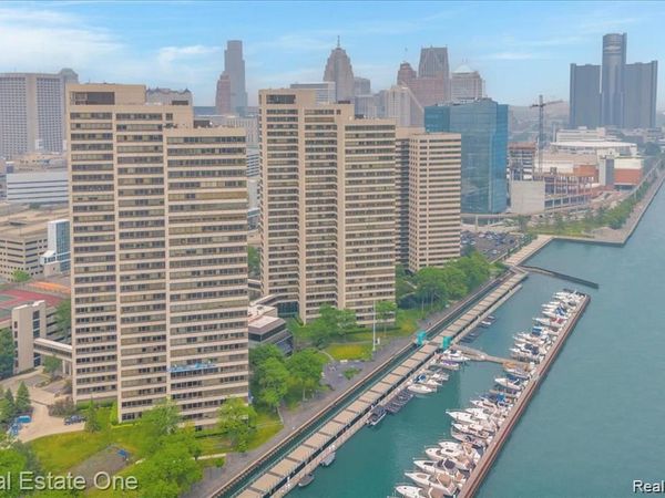 1001 W JEFFERSON Avenue, Detroit, MI 48226