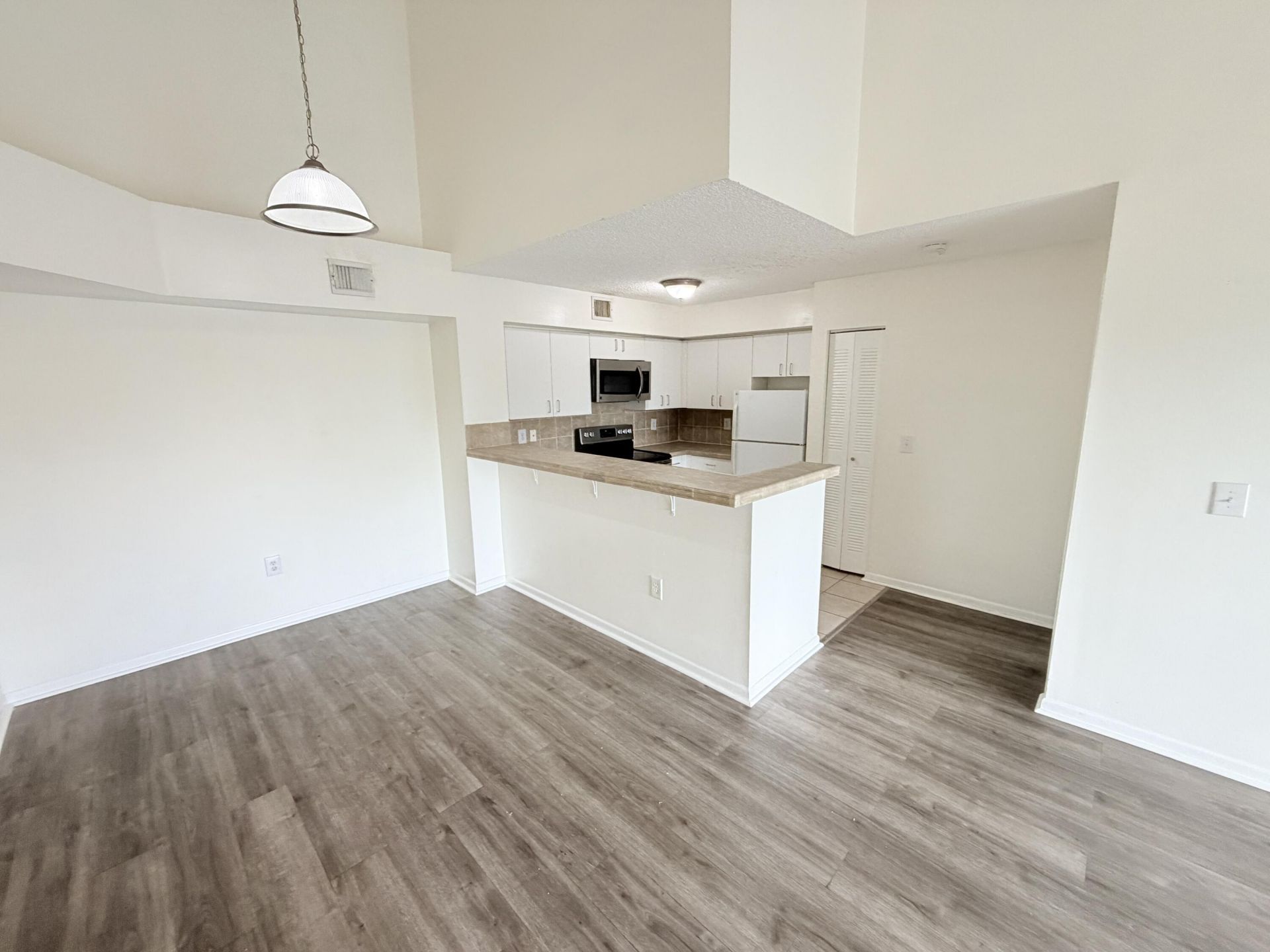 1749 Village Boulevard, Unit 304, West Palm Beach, FL 33409 Photo