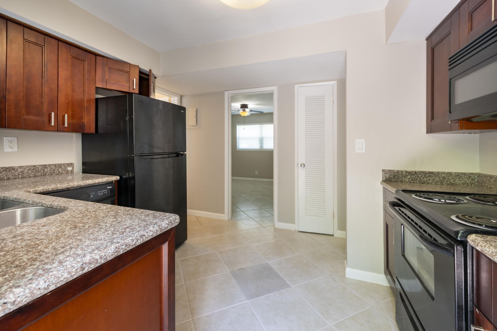 1015 NE 9th Avenue, Unit 2, Fort Lauderdale, FL 33304 Photo