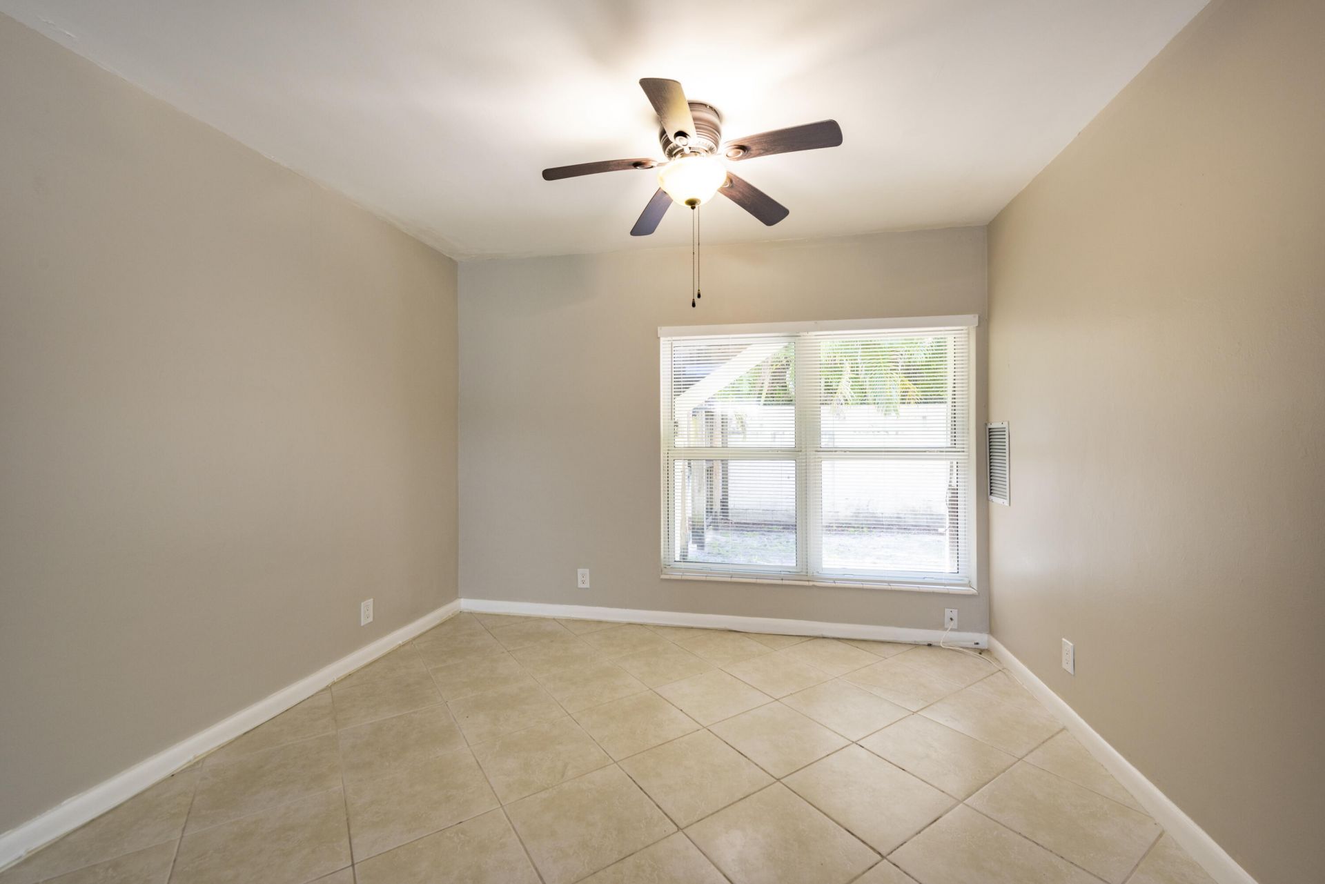 1015 NE 9th Avenue, Unit 2, Fort Lauderdale, FL 33304 Photo