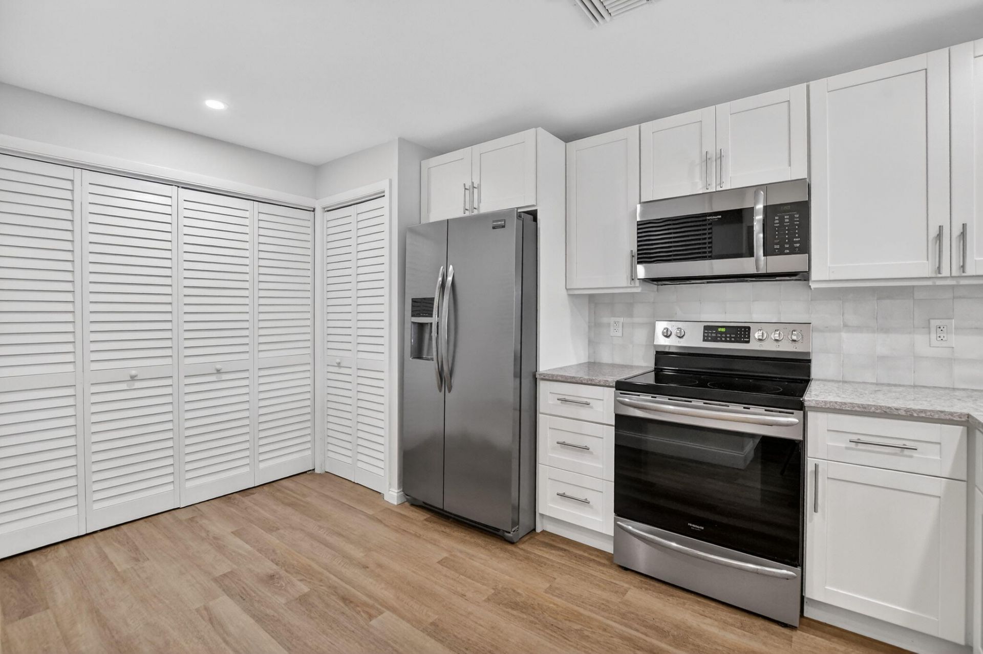 7472 La Paz Boulevard, Unit 304, Boca Raton, FL 33433 Photo