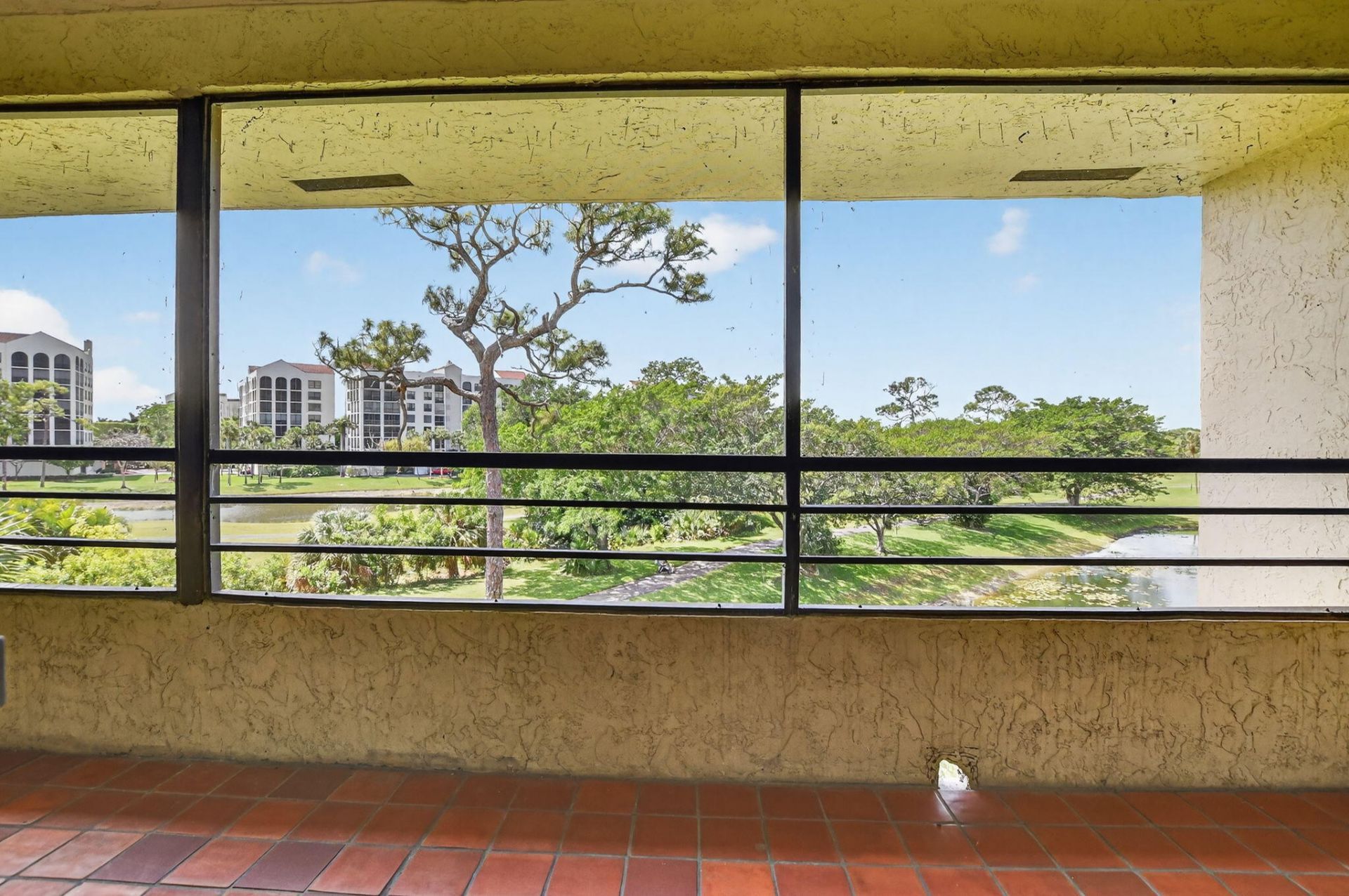 7472 La Paz Boulevard, Unit 304, Boca Raton, FL 33433 Photo