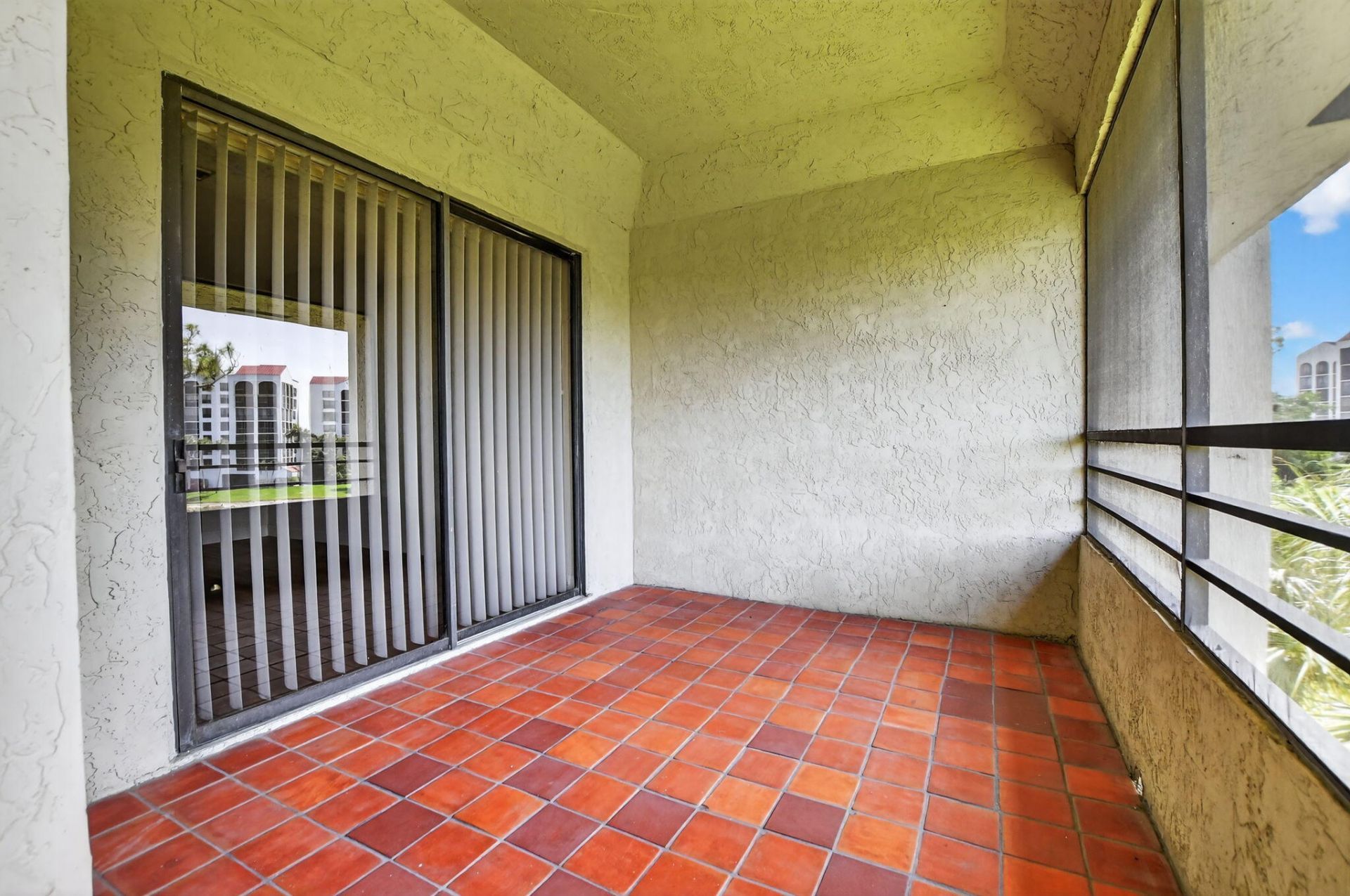 7472 La Paz Boulevard, Unit 304, Boca Raton, FL 33433 Photo