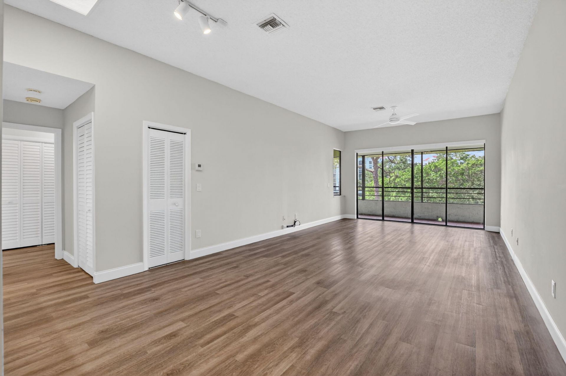 7472 La Paz Boulevard, Unit 304, Boca Raton, FL 33433 Photo