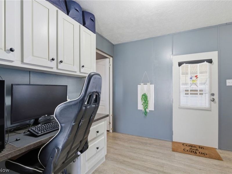 562 La Vista Road W, Lodi, OH 44254 Photo 4