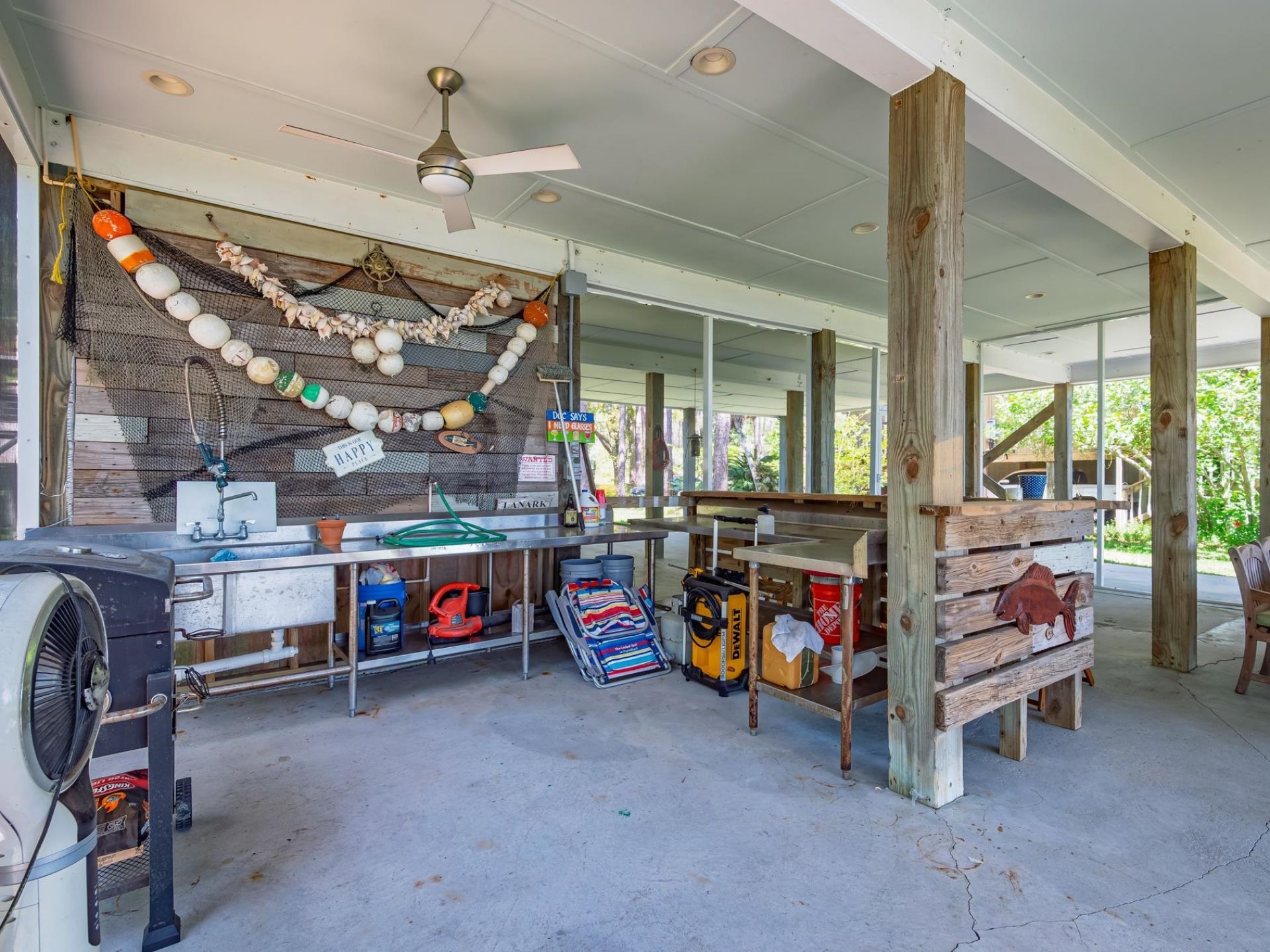 2492 Highway 98 East, Carrabelle, FL 32322 Photo