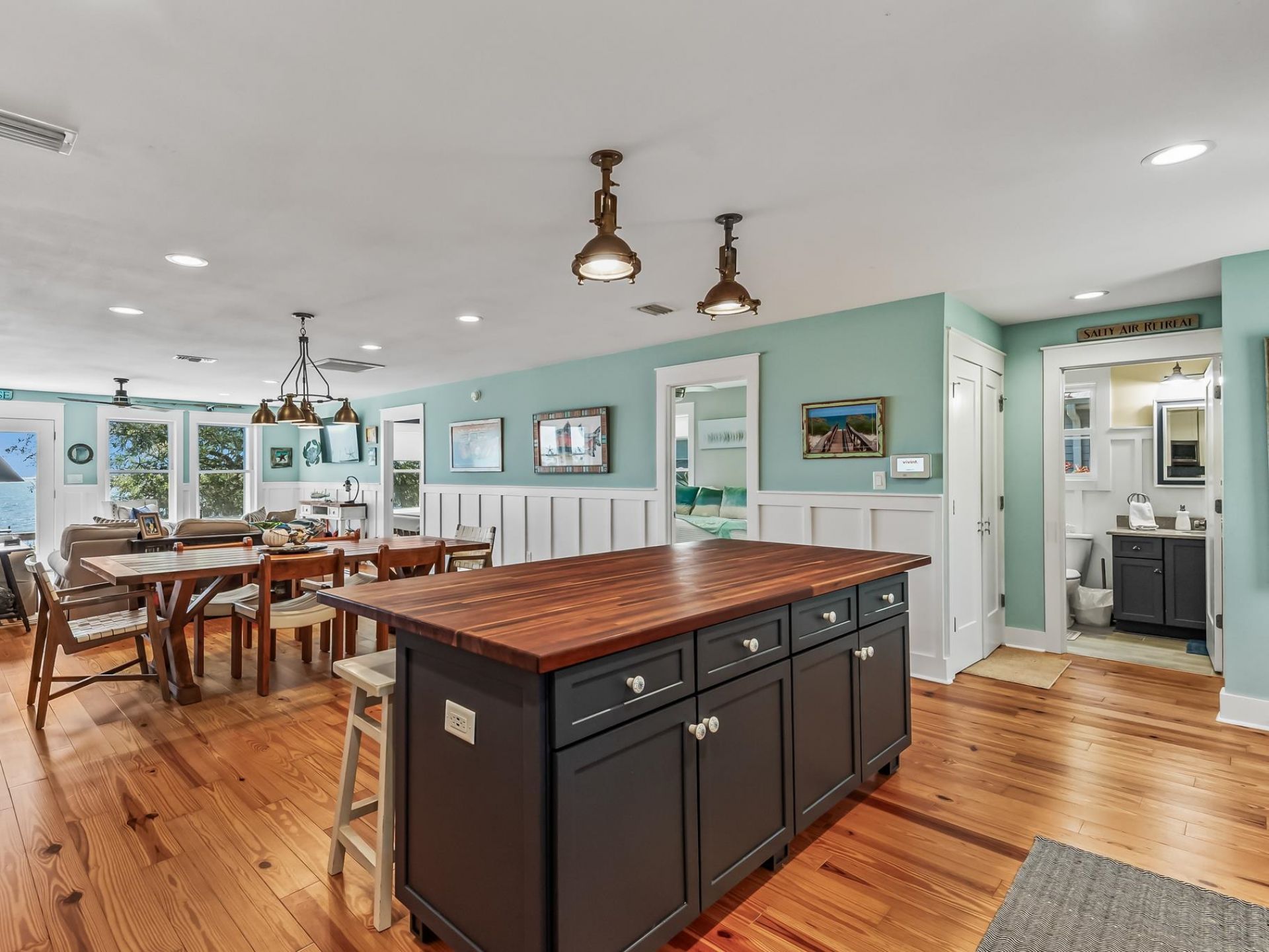 2492 Highway 98 East, Carrabelle, FL 32322 Photo