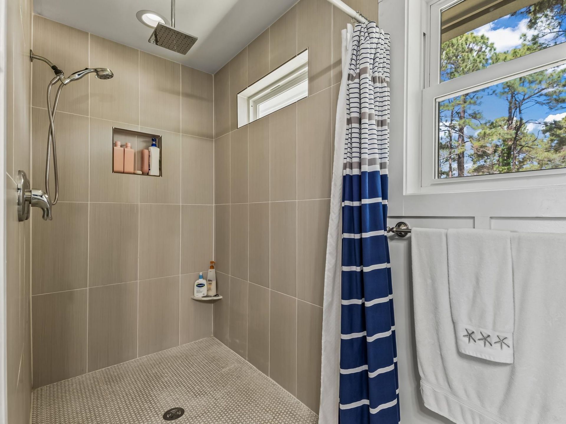 2492 Highway 98 East, Carrabelle, FL 32322 Photo