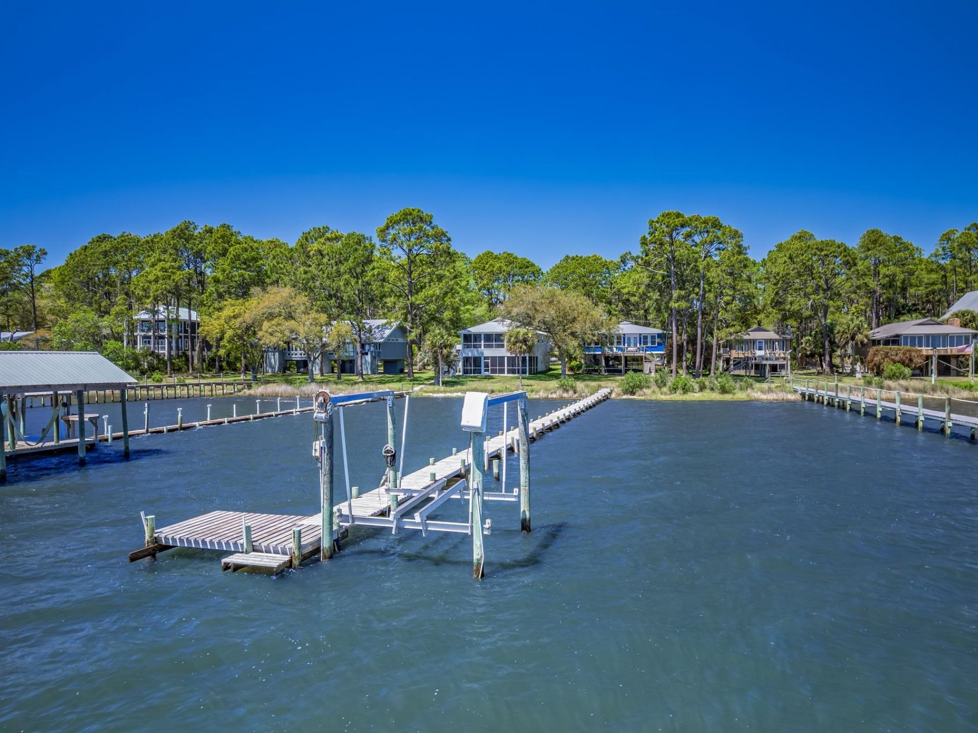 2492 Highway 98 East, Carrabelle, FL 32322 Photo