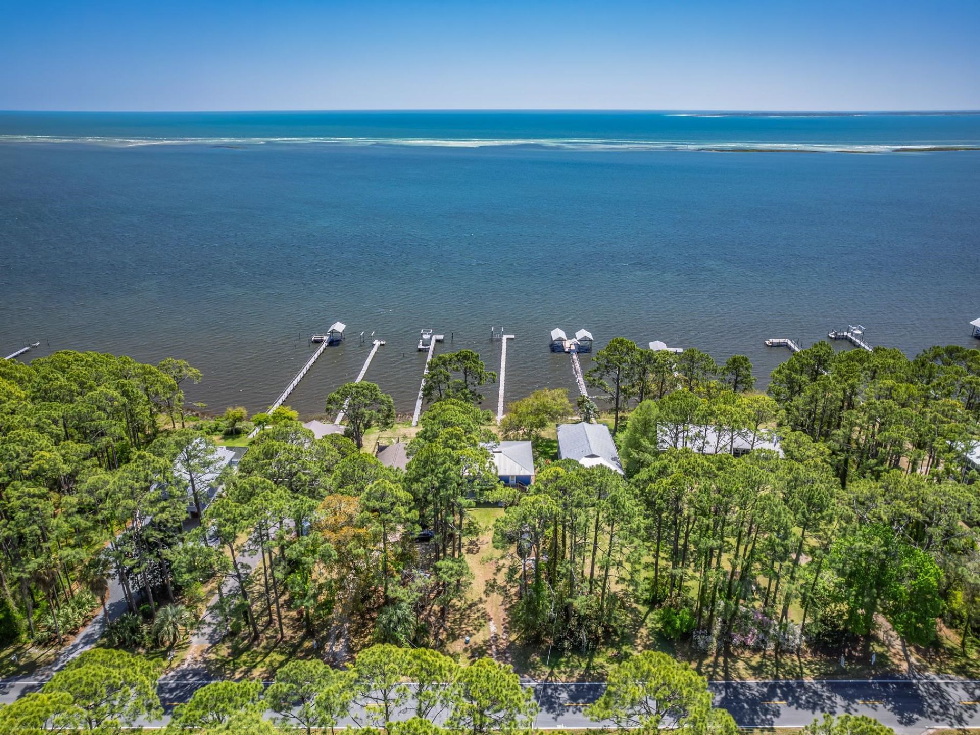 2492 Highway 98 East, Carrabelle, FL 32322 Photo