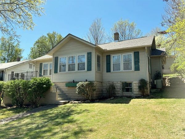 210 N Spring , Harrison, AR 72601