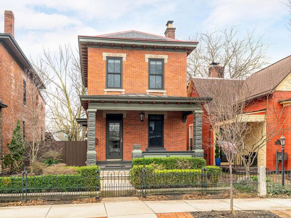 105 E Mithoff Street , Columbus, OH 43206