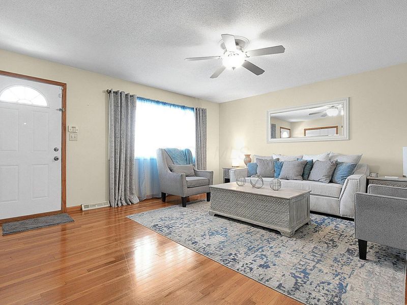 2162 Trent Road, Columbus, OH 43229 Photo 7