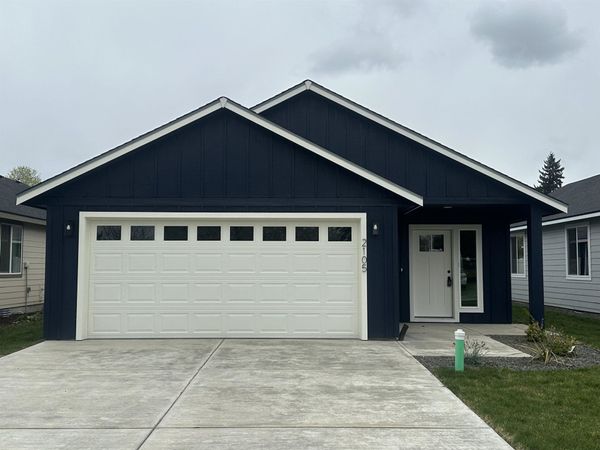 2105 N Sipple Rd, Spokane Valley, WA 99212