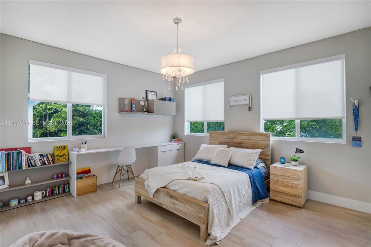 5602 SW 65th Ct , South Miami, FL 33143 Photo