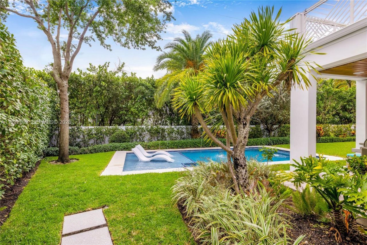 5602 SW 65th Ct , South Miami, FL 33143 Photo