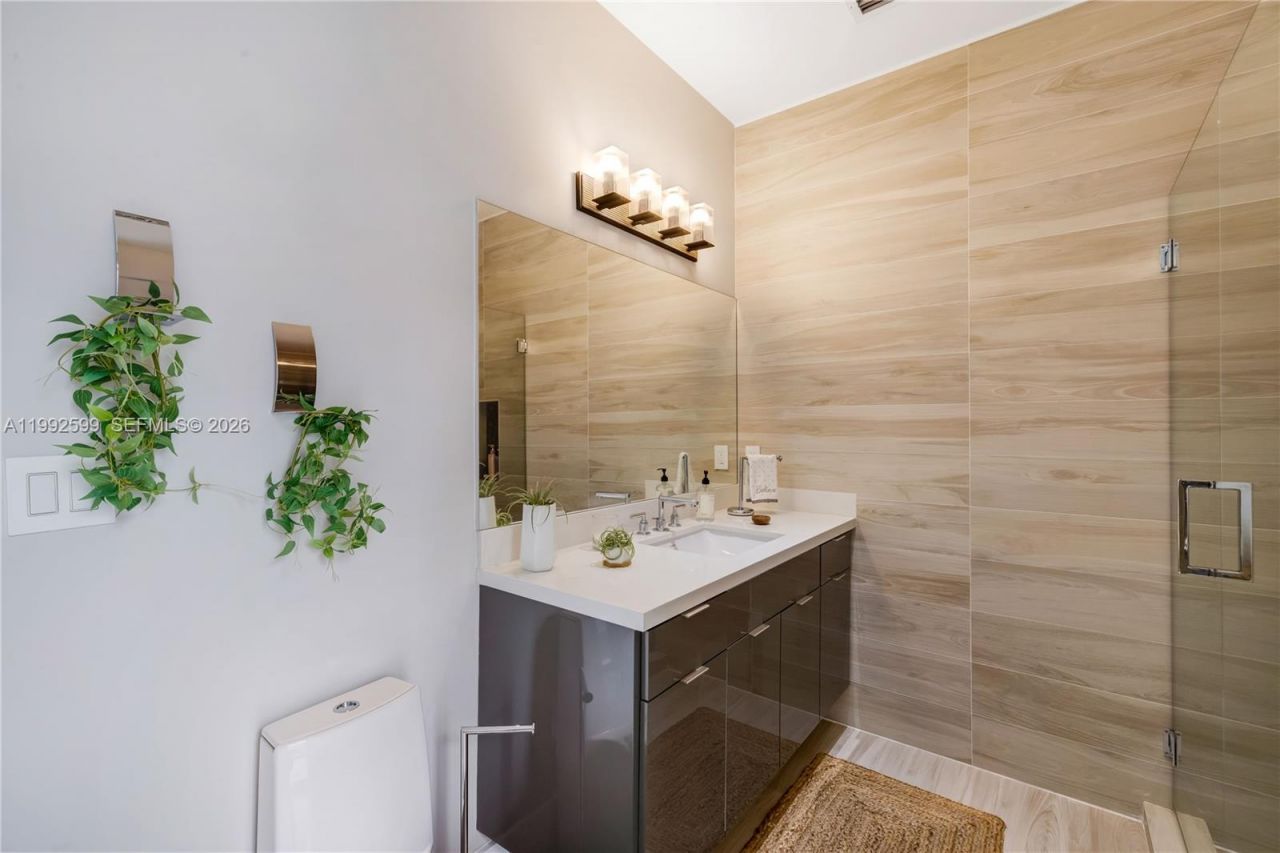 5602 SW 65th Ct , South Miami, FL 33143 Photo