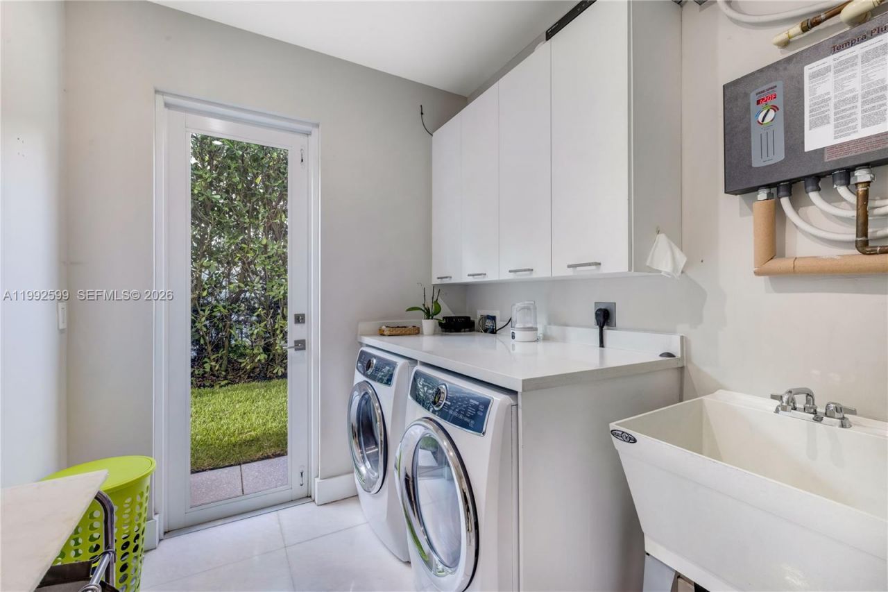 5602 SW 65th Ct , South Miami, FL 33143 Photo