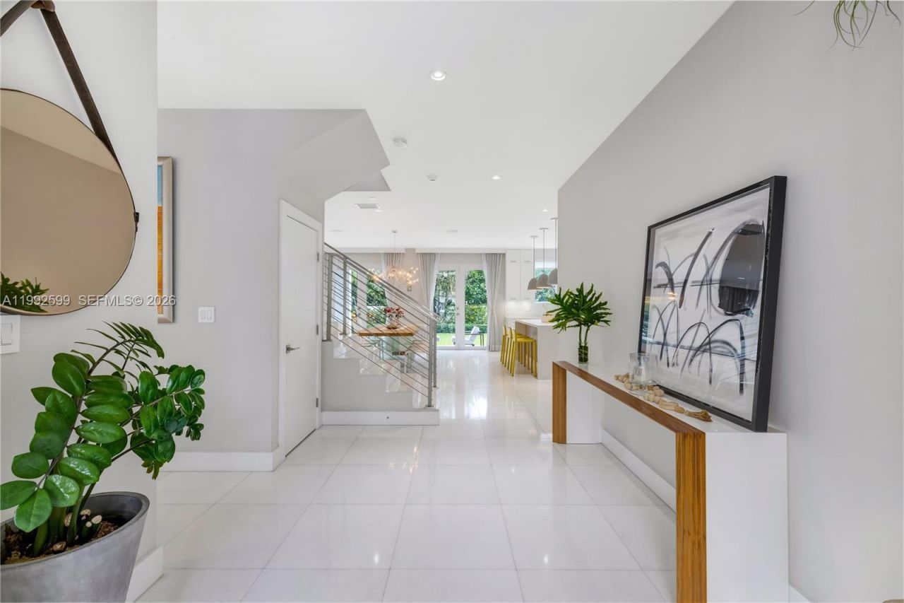 5602 SW 65th Ct , South Miami, FL 33143 Photo