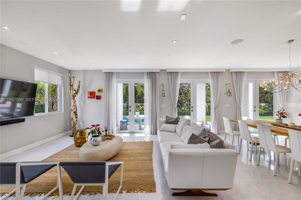 5602 SW 65th Ct , South Miami, FL 33143 Photo