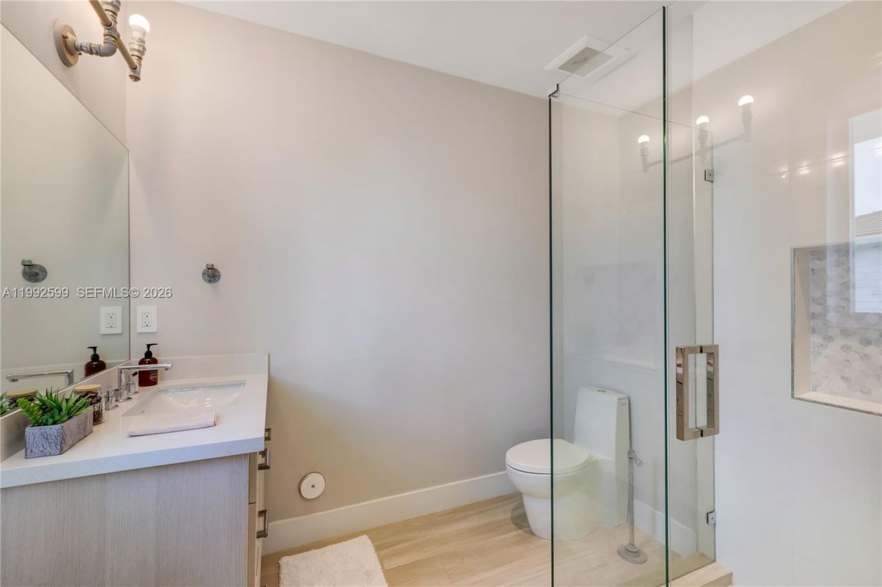 5602 SW 65th Ct , South Miami, FL 33143 Photo