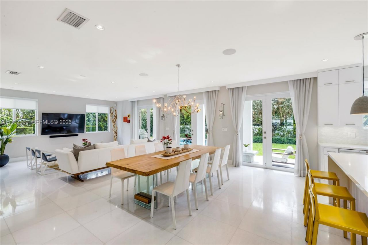 5602 SW 65th Ct , South Miami, FL 33143 Photo