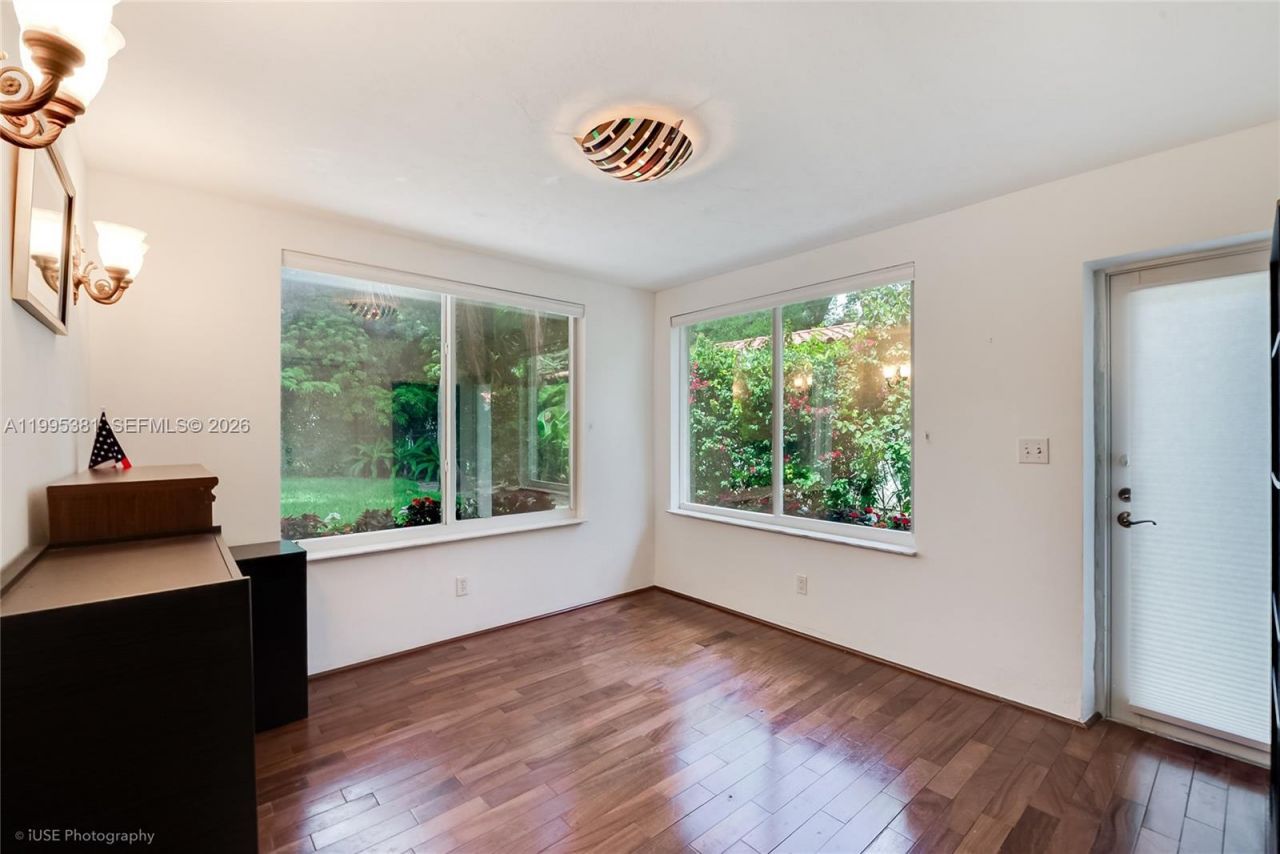 6000 Leonardo St, Unit 6000, Coral Gables, FL 33146 Photo