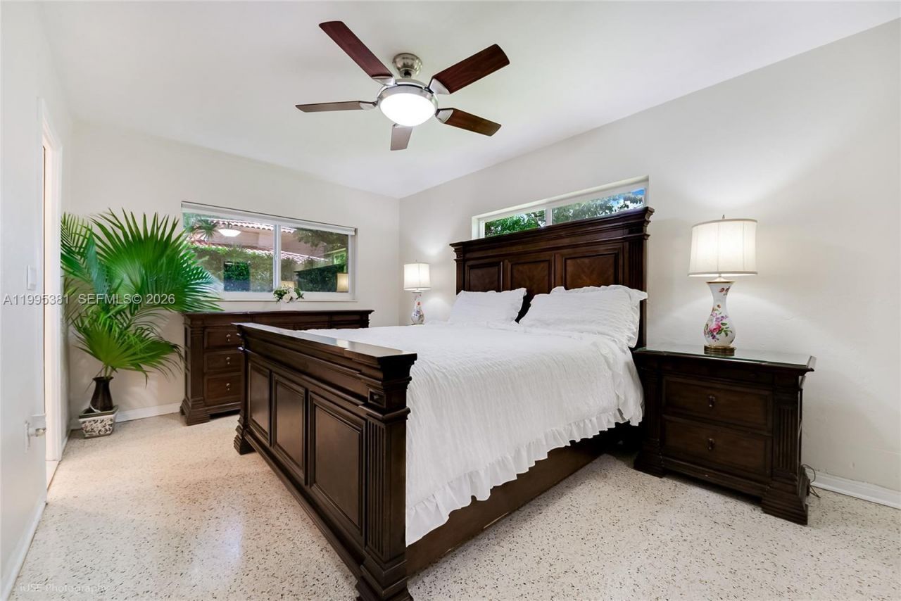 6000 Leonardo St, Unit 6000, Coral Gables, FL 33146 Photo