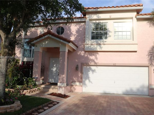 62 Gables Blvd, Weston, FL 33326