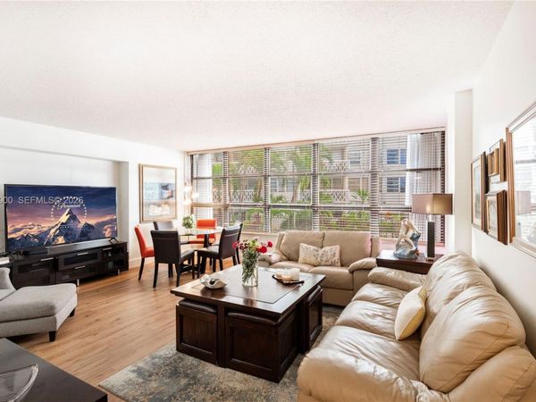 1440 Brickell Bay Dr , Unit 201, Miami, FL 33131