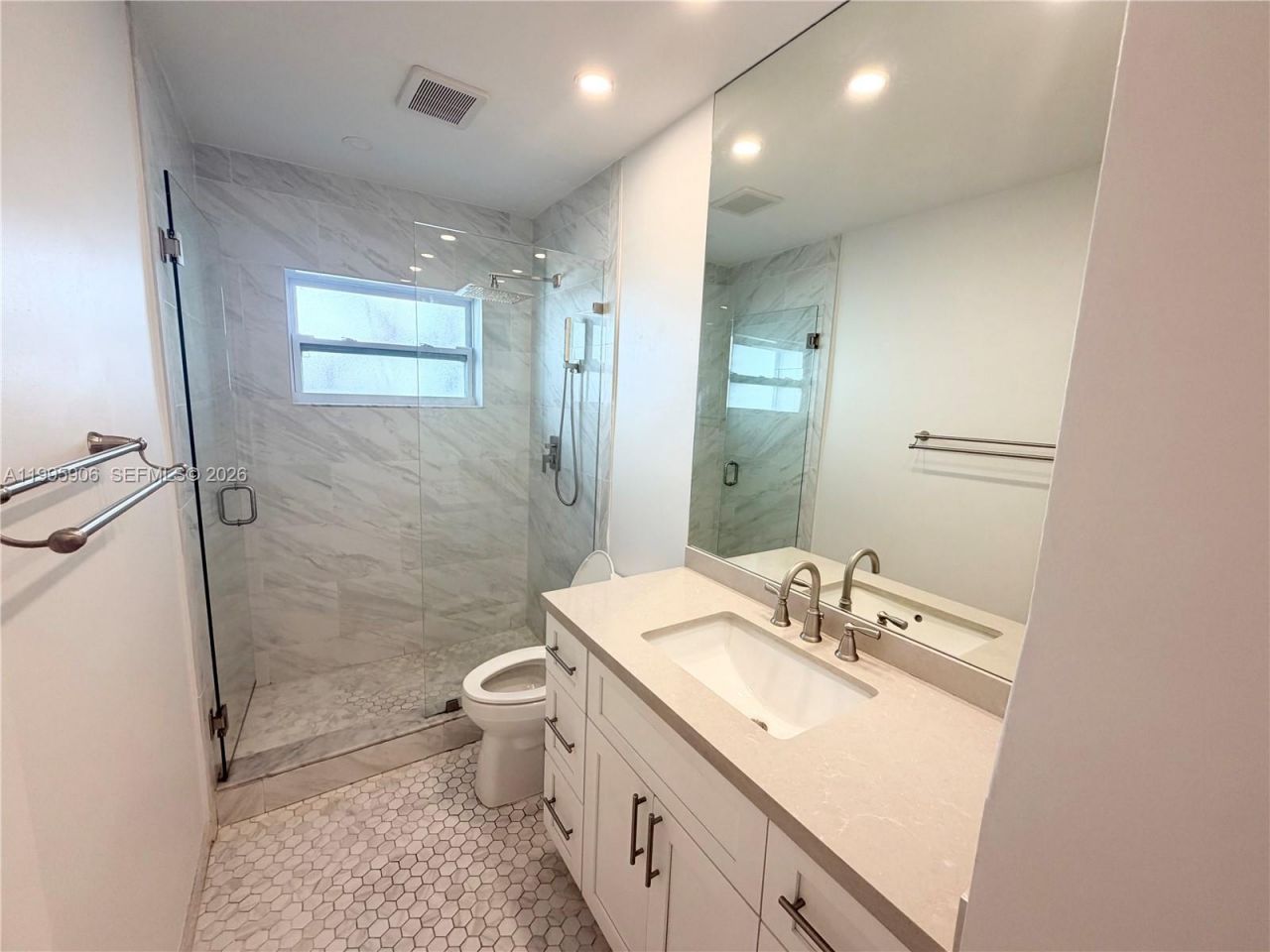 1150 Atlantic Shores Blvd, Unit 503, Hallandale Beach, FL 33009 Photo