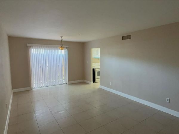 7602 POWHATAN AVENUE W, Unit 3, TAMPA, FL 33615