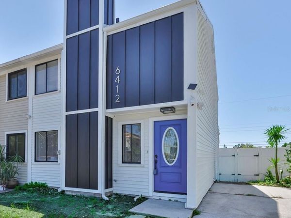 6412 ROCKPOINTE DRIVE, TAMPA, FL 33634