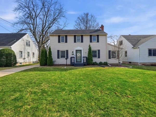 209 Oak Street, Sun Prairie, WI 53590