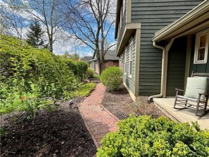 925 Scenic Knoll Knoll, Tipp City, OH 45371 Photo 18